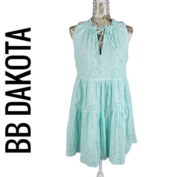 BB Dakota Dresses & Skirts - BB Dakota Steve Madden Soft Green Cotton Eyelet Tiered Ruffle Mini Dress